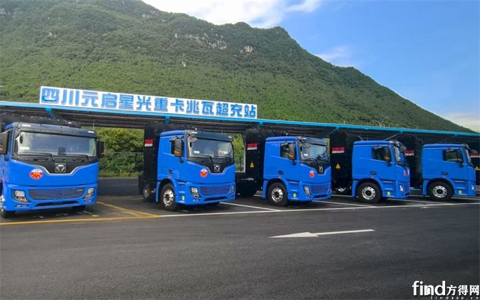 油電同速！新能源重卡冠軍領(lǐng)先進(jìn)入超充時代